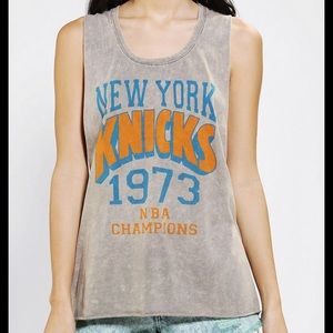🏀 URBAN OUTFITTERS Knicks muscle tee xsmall